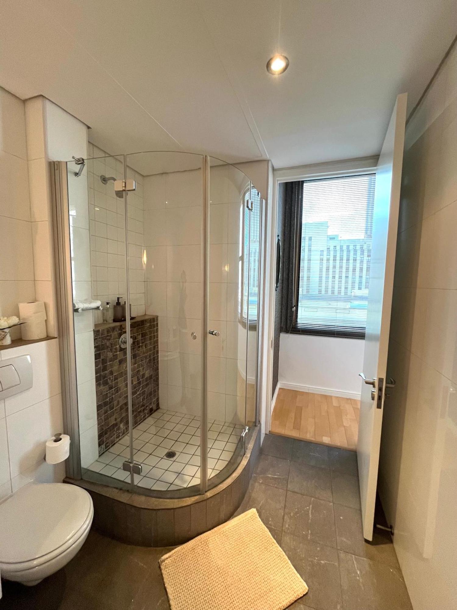 #608 Cartwright - Urban Hideaway Apartment Cape Town